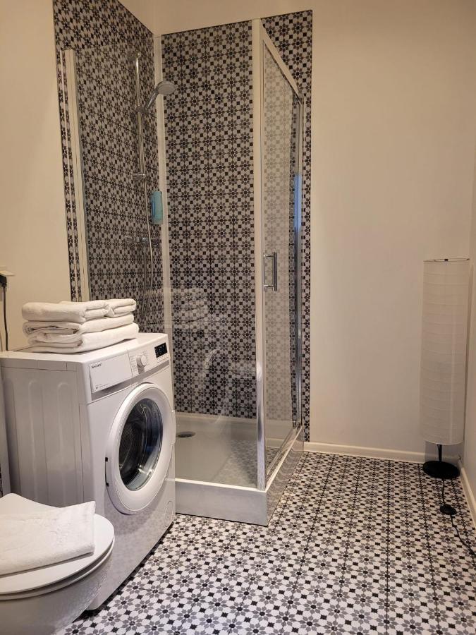 16 Apartamenty Ptak Szpital Matki Polki Szpital Kopernika Mandoria Orientarium Atlas Arena Plac Zabaw - Zamojska 20A M16 Parking Lodz  Luaran gambar